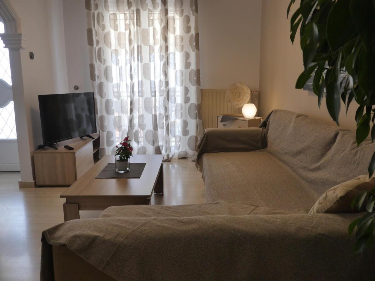 Sea Breeze-Vaporia-Syros Apartment Ermoupoli Ngoại thất bức ảnh