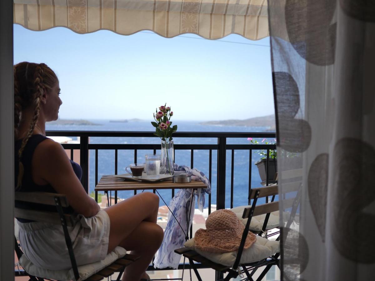 Sea Breeze-Vaporia-Syros Apartment Ermoupoli Ngoại thất bức ảnh
